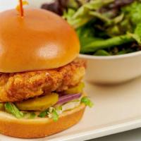 Skinnylicious® Crispy Chicken Sandwich With Spicy Sriracha Mayo · Chicken Breast Fried Crisp with Lettuce, Pickles and Onions on a Toasted Bun. Served with a ...