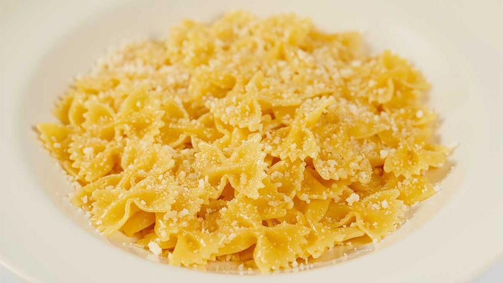 Kids' Pasta With Butter And Parmesan · 