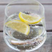 La Croix Sparkling Water Lemon (12 Oz) · 