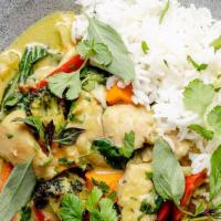 GREEN CURRY BOWL · Green curry paste Coconut milk, Eggplant, Bell peppers, Onions, Basil and Tofu or choice of ...