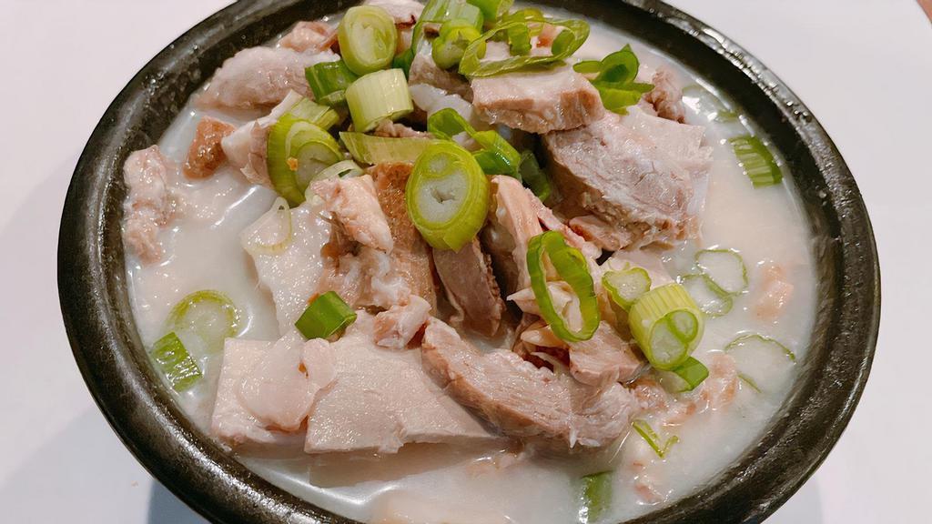Assorted Pork Soup (돼지국밥) · Porkbelly, jowl meat, and shoulder butt with clear pork broth. spicy