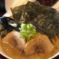 iekei ramen · Ingredient: Thick fresh noodle, soy flavor tonkotsu soup, Negi green onion, spinach, nori, k...
