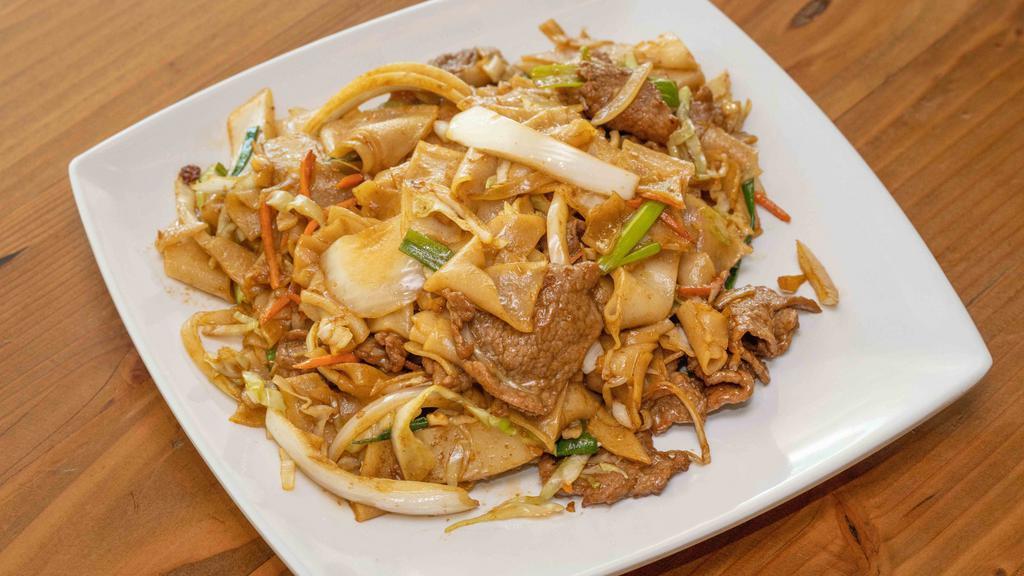 Beef Chow Fun In Black Bean Sauce · Stir fried vegetables and noodles.