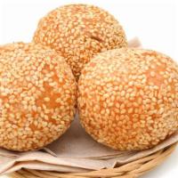 Sweet Sesame Balls · Sweet and delicious sesame balls.