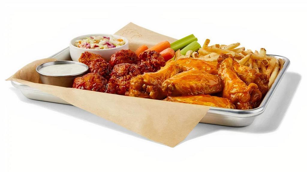 Traditional & Boneless Combo · 6 TRADITIONAL WINGS / 6 BONELESS WINGS / NATURAL CUT FRENCH FRIES / SLAW