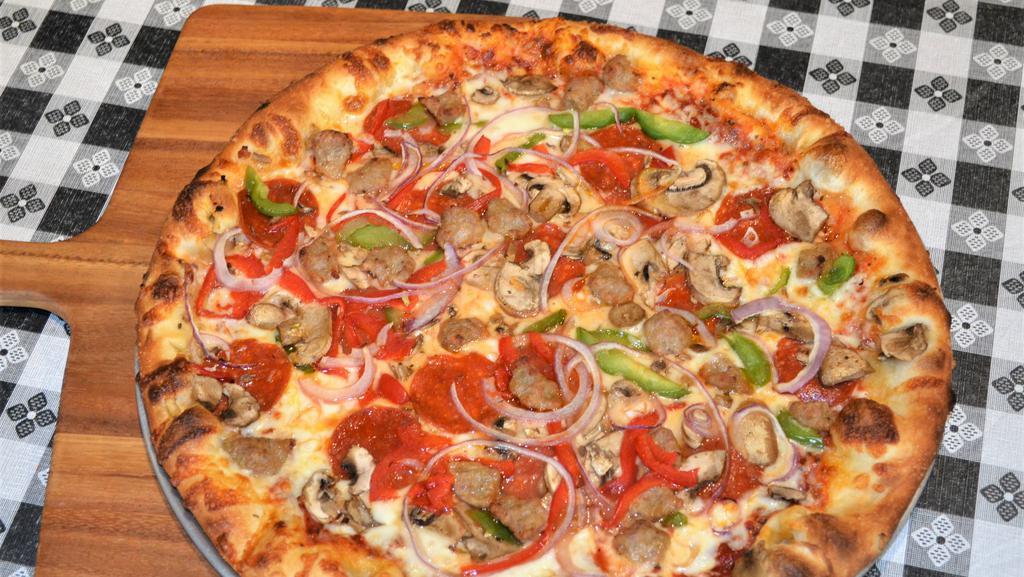 Primo Combo · Tomato sauce, mozzarella cheese blend, pepperoni, button mushrooms, red onions, bell peppers, Italian sausage.