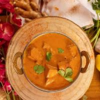 Paneer Makhani · Paneer cubes cooked in tangy creamy makhani sauce.