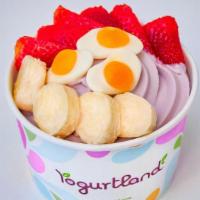 Sunny Side Up Cup · Blueberry Pancake Flavor, Strawberries, Bananas, Gummy Fried Eggs