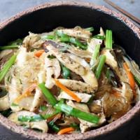 13. Jab Chae · Pan-fried clear noodles with vegetables and chicken.