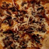 Pizza con Funghi · mushrooms, mozzarella, fontina cheese, thyme, and truffle oil