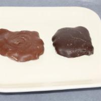 Pecan Turtle · 1pc. Pecans, caramel, chocolate (milk, dark)