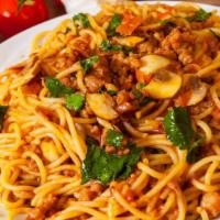 Chicken Mushroom Spaghetti · Spaghetti made with chicken, mushrooms and marinara sauce.