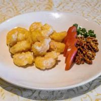Honey Walnut Prawns · Lightly fried prawns in delicate flour coating with a flavorful sauce and honey glazed walnu...