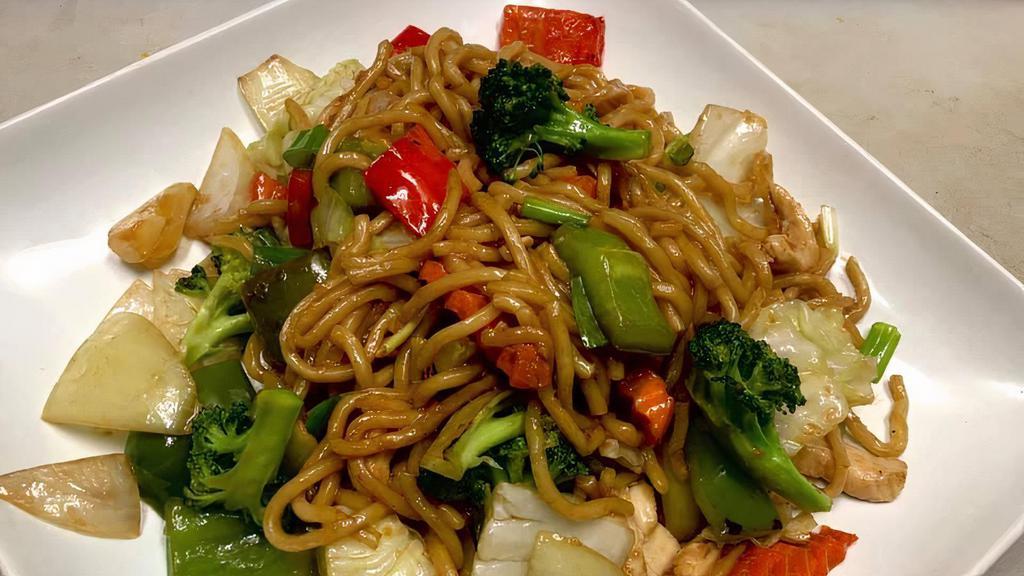 PAD CHOW MEIN · Pan-fried yellow noodle with mix vegetables, your choice of meat