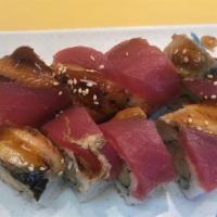 Red Dragon · Shrimp tempura, tuna, crab meat, unagi.