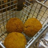 Croquettes (3 Pieces) · Beef, chicken or vegetable.