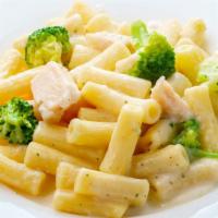 Grilled Chicken Mostaccioli · Customer's choice of grilled chicken ziti pasta made with fresh-cut garlic, green peppers, m...