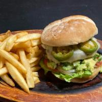 Si Señor Burger · Meat, Jalapeños, Grill Onions, Guacamole, Jack Cheese, Lettuce, Tomato.