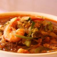Zam Pong Bap (짬뽕밥) · Shrimp, squid, clam, and vegetables over steamed rice in spicy beef broth soup.
