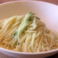 Noodles (cooked) | 국수 · Cooked home-made style noodles.