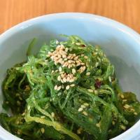 Wakame Salad · Green seaweed salad
