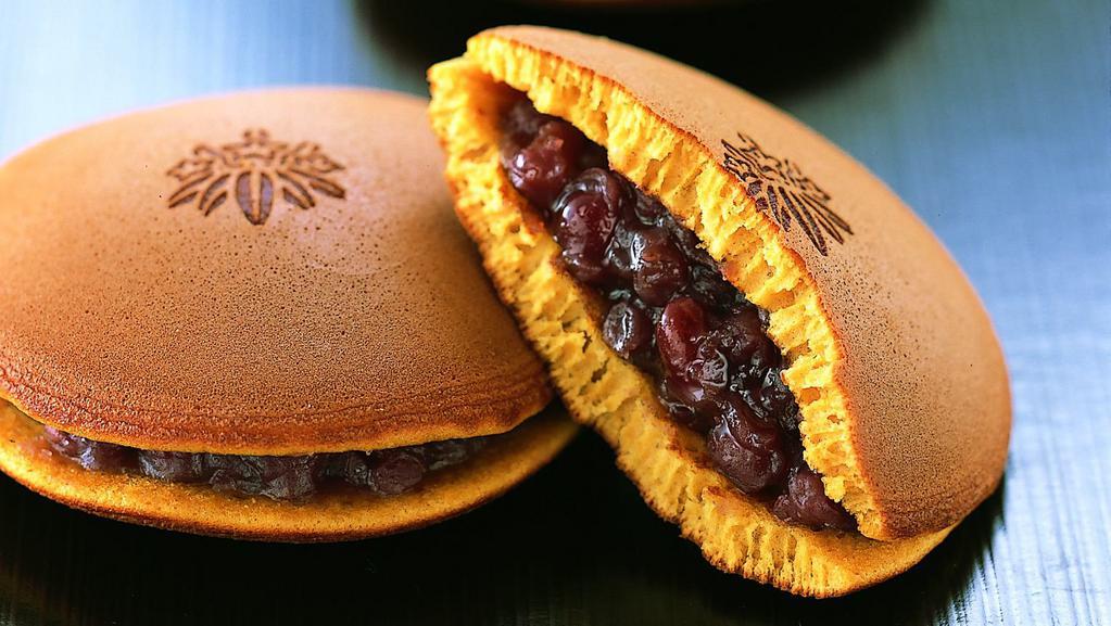 Minamoto Kitchoan Tsuya (1 pc) · Sweet red bean paste sandwiched between Japanese-style pancakes. Traditional Japanese sweets known as “DORAYAKI”.