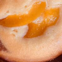  😁Peach Cobbler Pound Cake With a Warm Peach glaze · A rich pound cake with a cream cheese filling and a Peach glaze (Warm Cake)