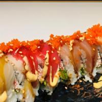 7. 彩虹卷 / Rainbow Roll · Assorted sashimi layer on top California roll.