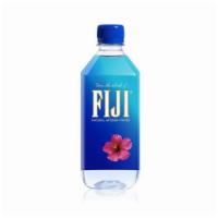 Fiji Water · 500 ml bottle.