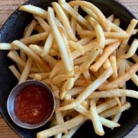 Pommes Frites · French Fries with ketchup