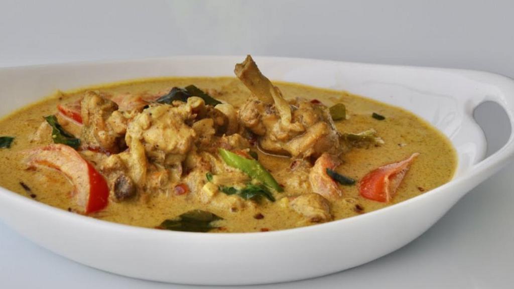 Nadan Kozhi Curry · Nadan Kozhi Curry (Kerala Chicken Curry) is spicy, delicious and bursting with flavor.