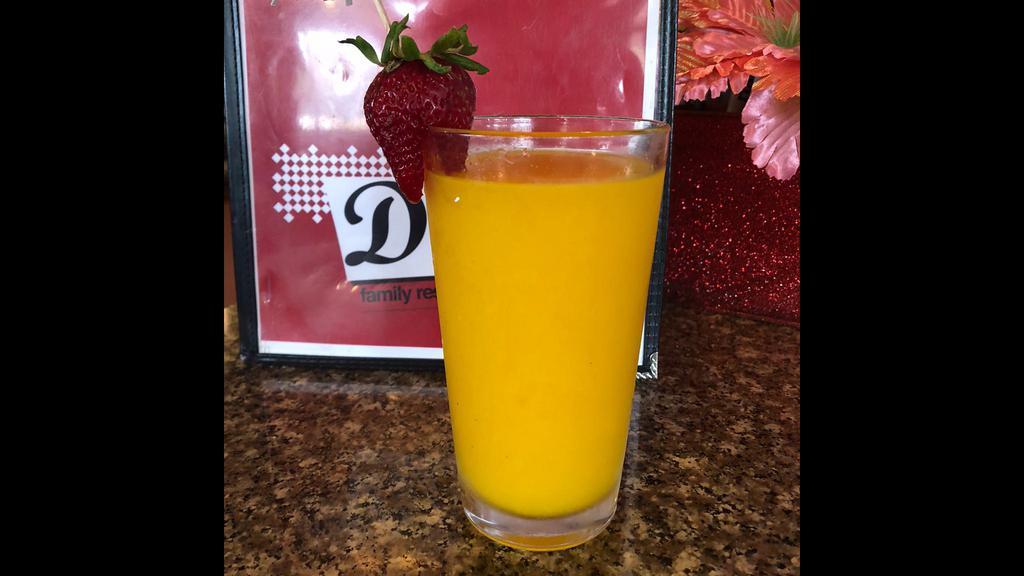 Fresh Squeezed Orange Juice · 20 oz of fresh squeezed orange juice!