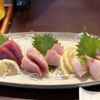 Mixed Sashimi · Salmon, tuna, hamachi, white tuna and hirame.