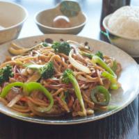 Create Your Own Dish · 4 kinds of meat, 13 kinds of vegetables, 13 kinds of sauce.
Create your own chow mein!