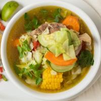 Sopa de Res · Beef soup and fresh vegetables with rice