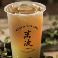 Sugar Cane Baozhong Tea / 埔里甘蔗青 · Iced.  Is this the sweet taste of heartthrob.