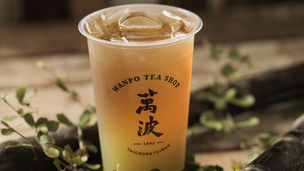 Sugar Cane Baozhong Tea / 埔里甘蔗青 · Iced.  Is this the sweet taste of heartthrob.