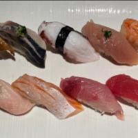 Sushi Combo 4 (9 pc) · 9pcs chef choice nigiri sushi
