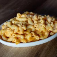Smoky Pepper Mac & Cheese · Rollin’ with deep notes and tasty vibes.