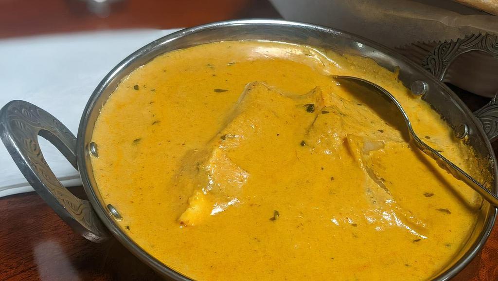 Kadai (Mutton) · Spicy flavored dish made with onion, bell pepper & fresh spices.