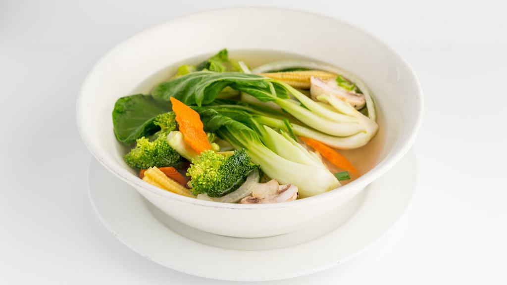 Vegetarian Rice Noodle Soup · broccoli, bokchoi, baby corn, mushroom, carrot. 
Choice of chicken broth or veggie broth