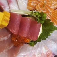 Chirashi · assorted fish over sushi rice