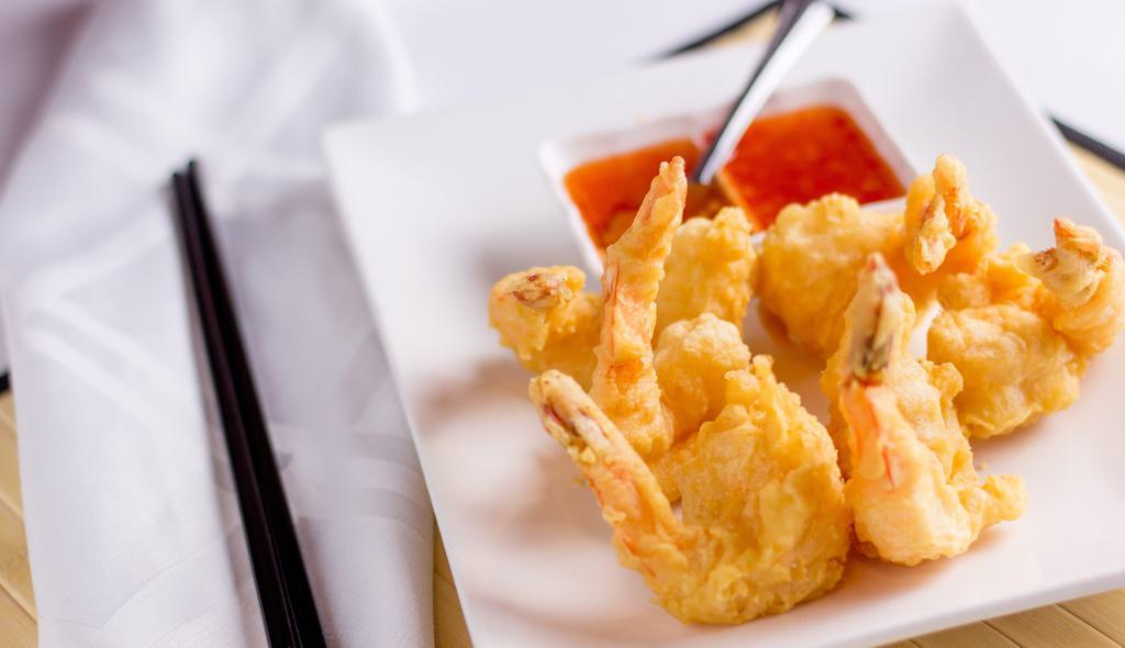 08- Shrimp tempura · Crispy shrimp served with plum sauce