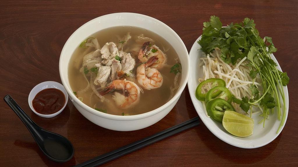 37. Chicken Noodle Soup / Pho Ga Xe. · Shredded chicken and rice noodle soup.
