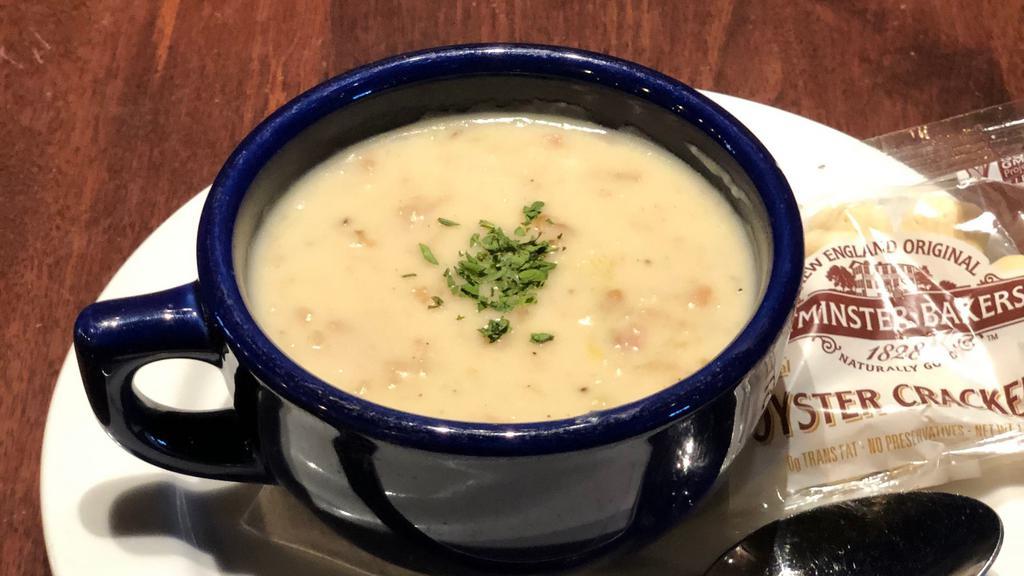Clam Chowder · Traditional New England Style
