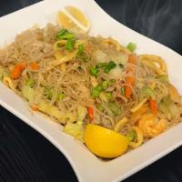 Pancit Miki Bihon · Rice noodles with thick egg noddles, shrimp, chicken & veggies wok fried in soy sauce and sp...