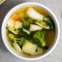 Veggie Soup 什菜湯 · Mix vegetable soup.