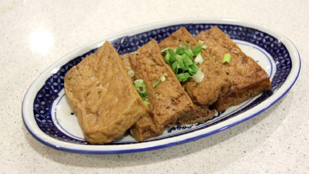 A8. Stewed Bean Tofu · 鹵豆腐