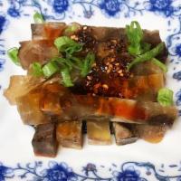 A17. Beef Tendon with Chili Oil · 紅油牛筋
