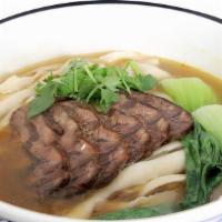 C2. Traditional Beef Shank Noodle Soup · 傳統牛腱面